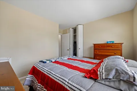 $595,000 | 5001 Aspen Hill Road, Rockville, MD 20853