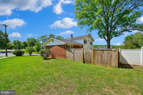 $595,000 | 5001 Aspen Hill Road, Rockville, MD 20853