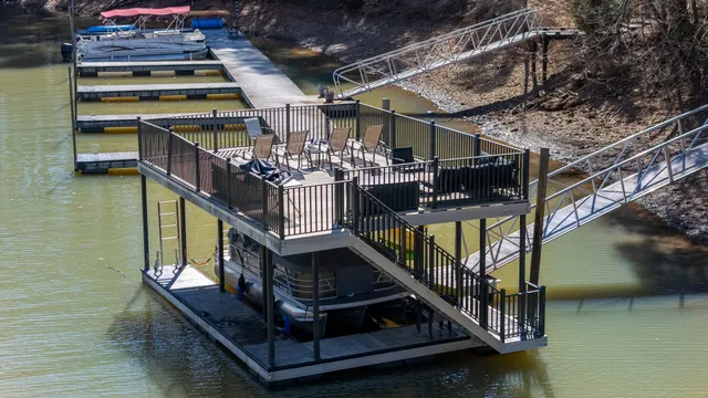 $799,950 | 470 Jeramiah Run, Lynch Station, VA 24571