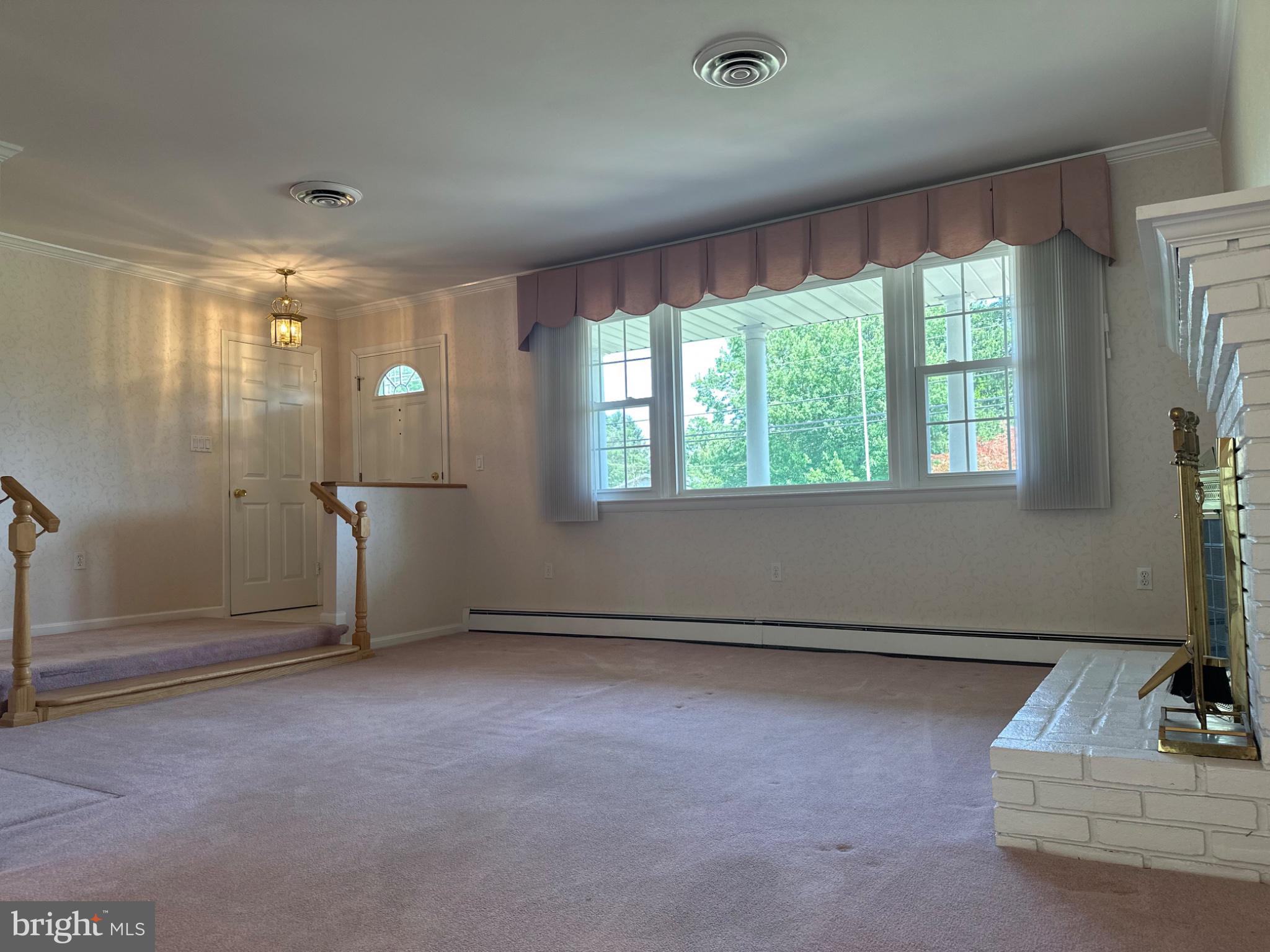 14616 Sturtevant Road Silver Spring, MD 20905 - Photo 7 of 44 Bright and inviting living space.