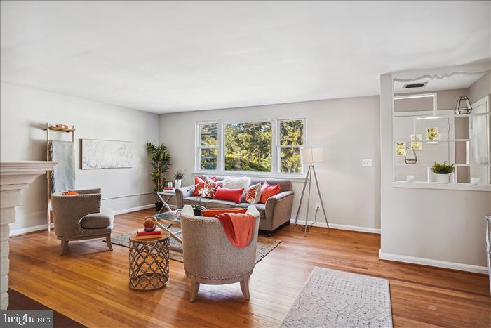 8518 Grubb Road Chevy Chase, MD 20815 - Photo 9 of 62 Gallery Image 9