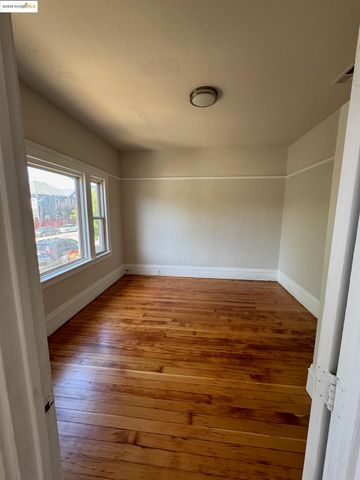 $650,000 | 1626 12th Street, Oakland, CA 94607