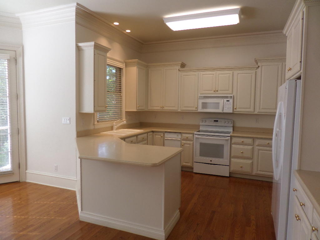 19 Rockingham Road Oak Ridge, TN 37830 - Photo 3 of 37 Kitchen