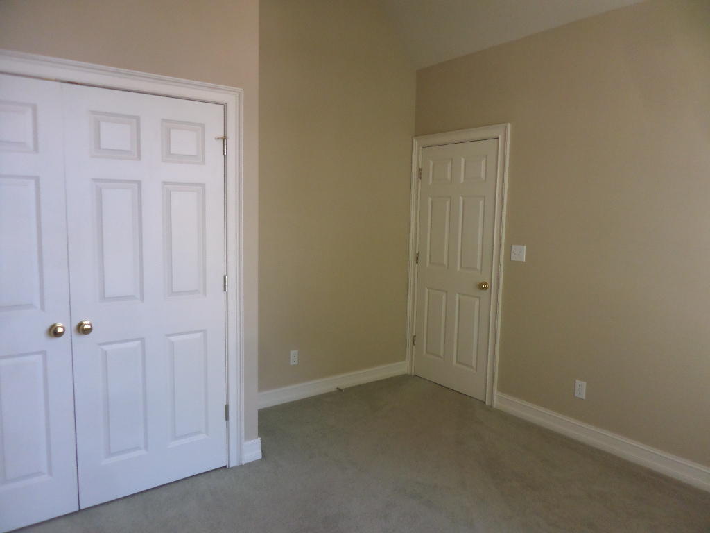 19 Rockingham Road Oak Ridge, TN 37830 - Photo 23 of 37 Bedroom 2