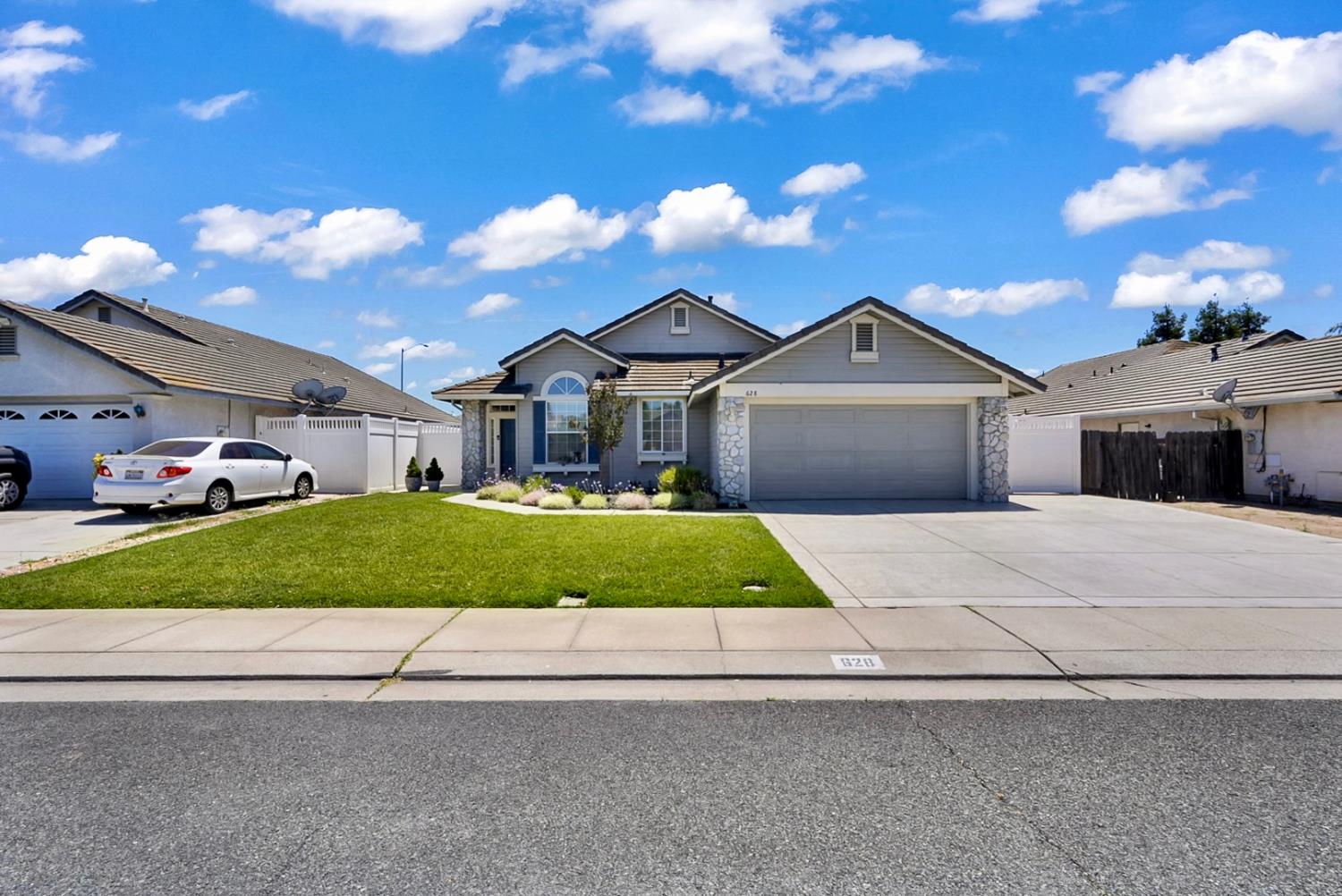 628 Mission Ridge Drive Manteca, CA 95337 - Photo 6 of 26
