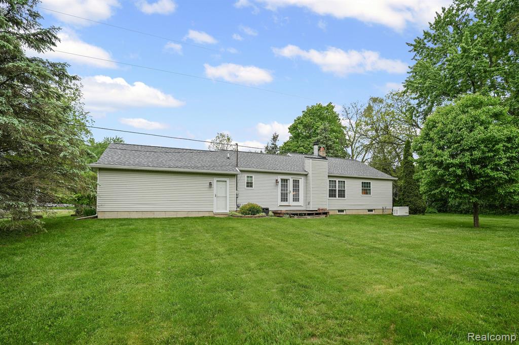 4243 Howe Road Grand Blanc, MI 48439 - Photo 39 of 46 Gallery Image 39