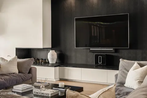 $6,395,000 | 9148 North 66th Place, Paradise Valley, AZ 85253