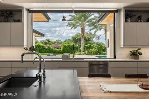 $6,395,000 | 9148 North 66th Place, Paradise Valley, AZ 85253