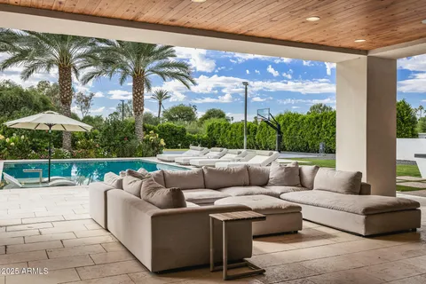 $6,395,000 | 9148 North 66th Place, Paradise Valley, AZ 85253