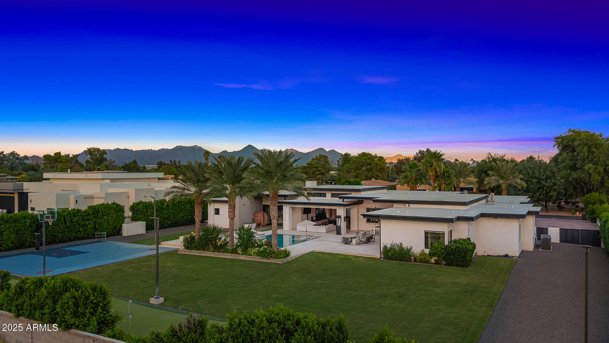 9148 North 66th Place Paradise Valley, AZ 85253 - Photo 54 of 65 63backyard_aerial twilight