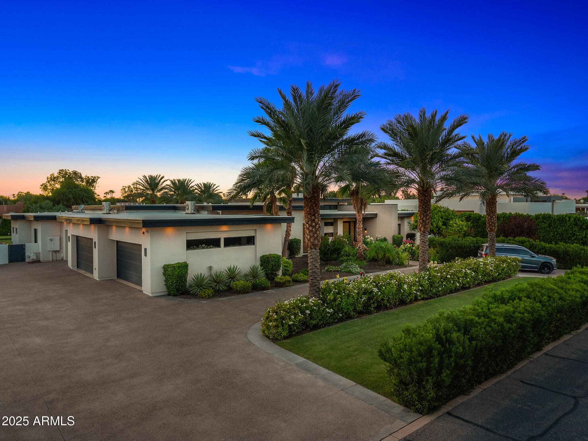 9148 North 66th Place Paradise Valley, AZ 85253 - Photo 62 of 65 72side of property_aerial twilight