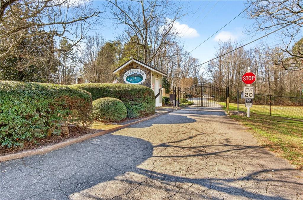 3016 Pathway Road Gainesville, GA 30501 - Photo 36 of 44