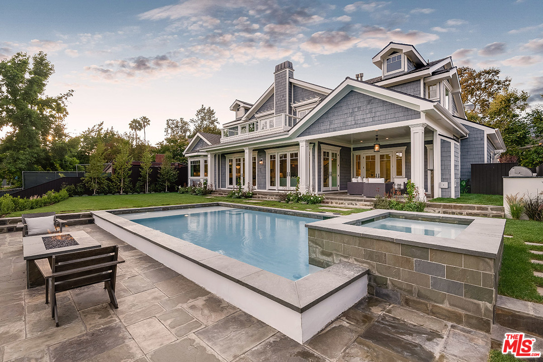 231 South Valley Street Burbank, CA 91505 - Photo 38 of 43 a view of a house with pool table and chairs