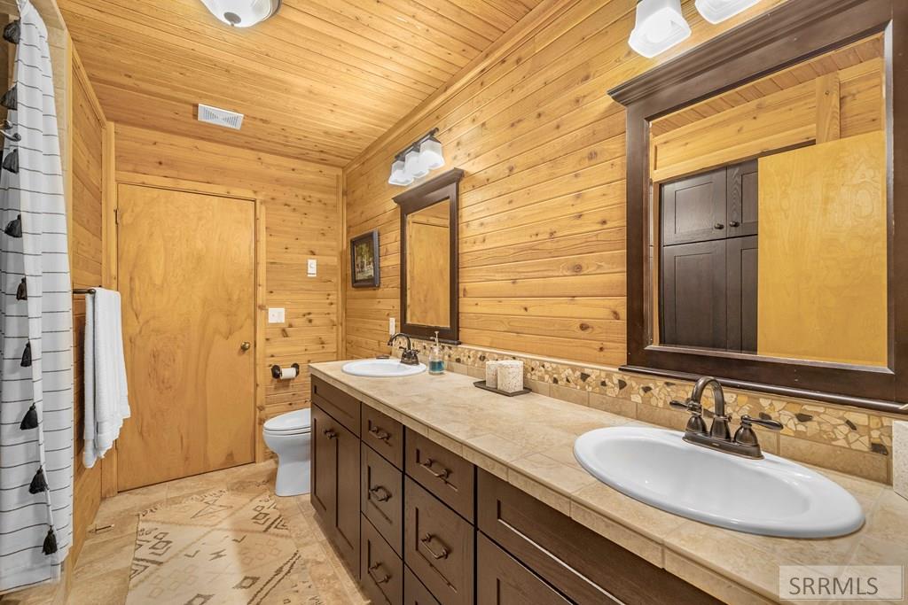 863 Snake River Road Swan Valley, ID 83449 - Photo 17 of 56