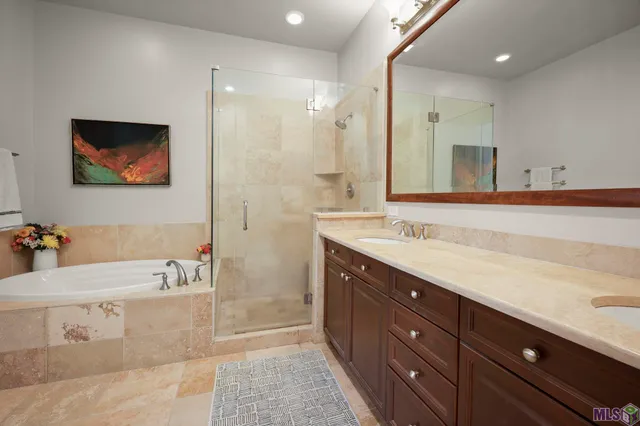 $560,000 | 998 Stanford Avenue, Unit 311, Baton Rouge, LA 70808