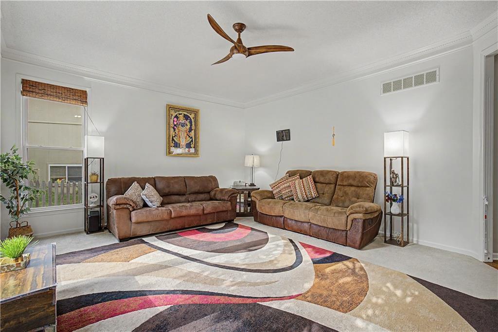 7228 Widmer Road Shawnee, KS 66216 - Photo 8 of 46