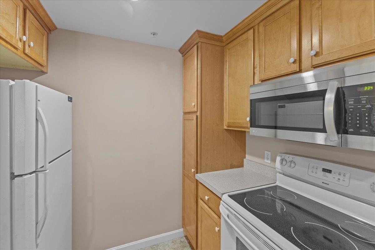 160 Wiley Road, Unit 102 Colchester, VT 05446 - Photo 15 of 26 Gallery Image 15