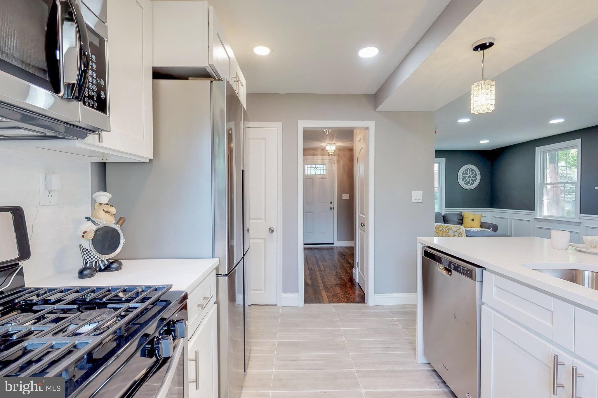 4101 Colonial Road Baltimore, MD 21208 - Photo 7 of 27 Kitchen