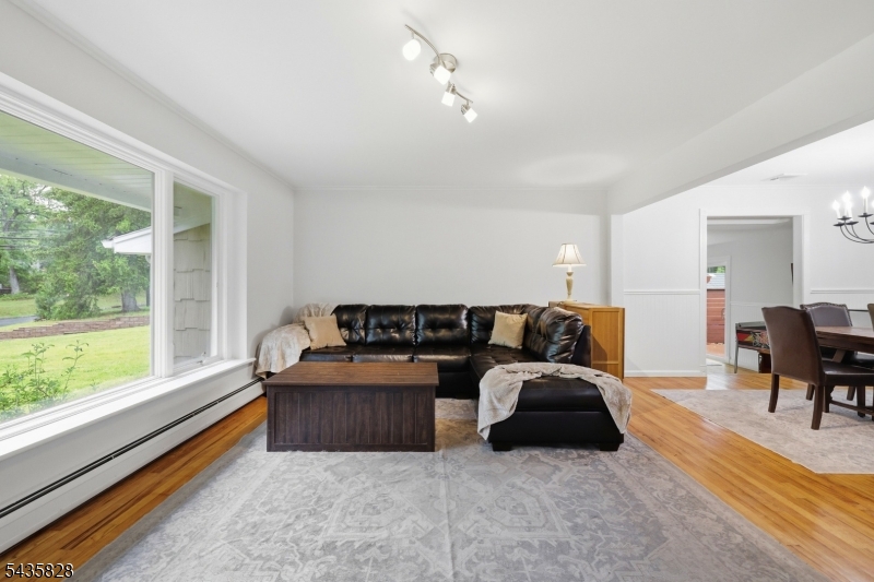 25 King George Road Warren, NJ 07059 - Photo 3 of 50
