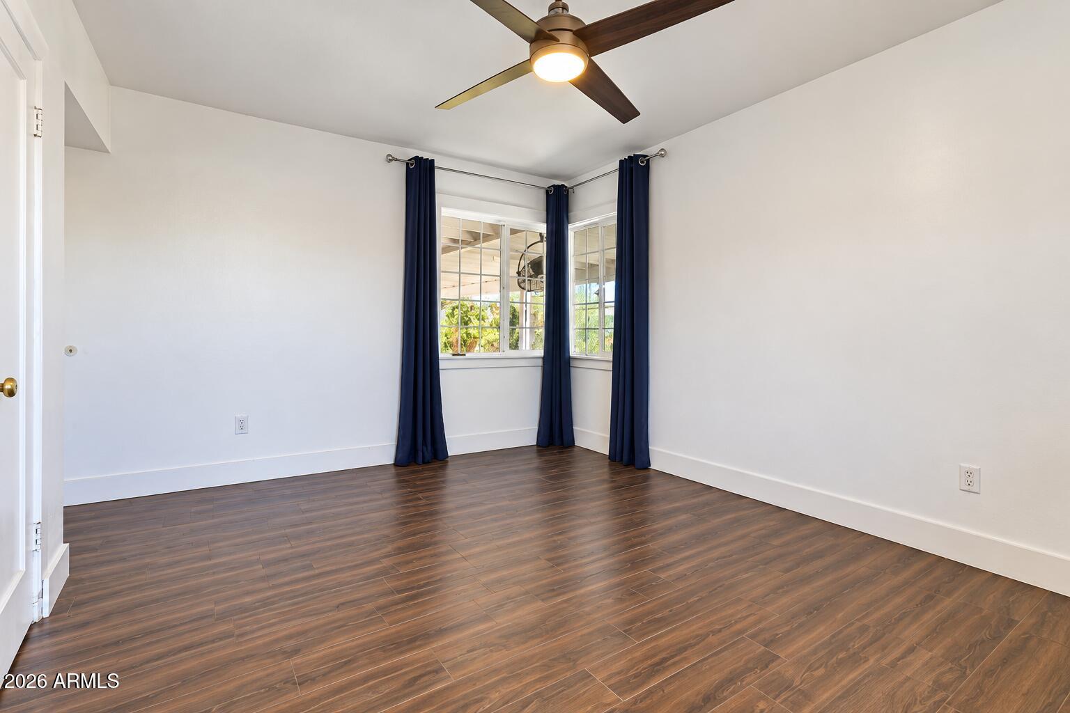1311 West Thomas Road Phoenix, AZ 85007 - Photo 35 of 60 Bed - White 2