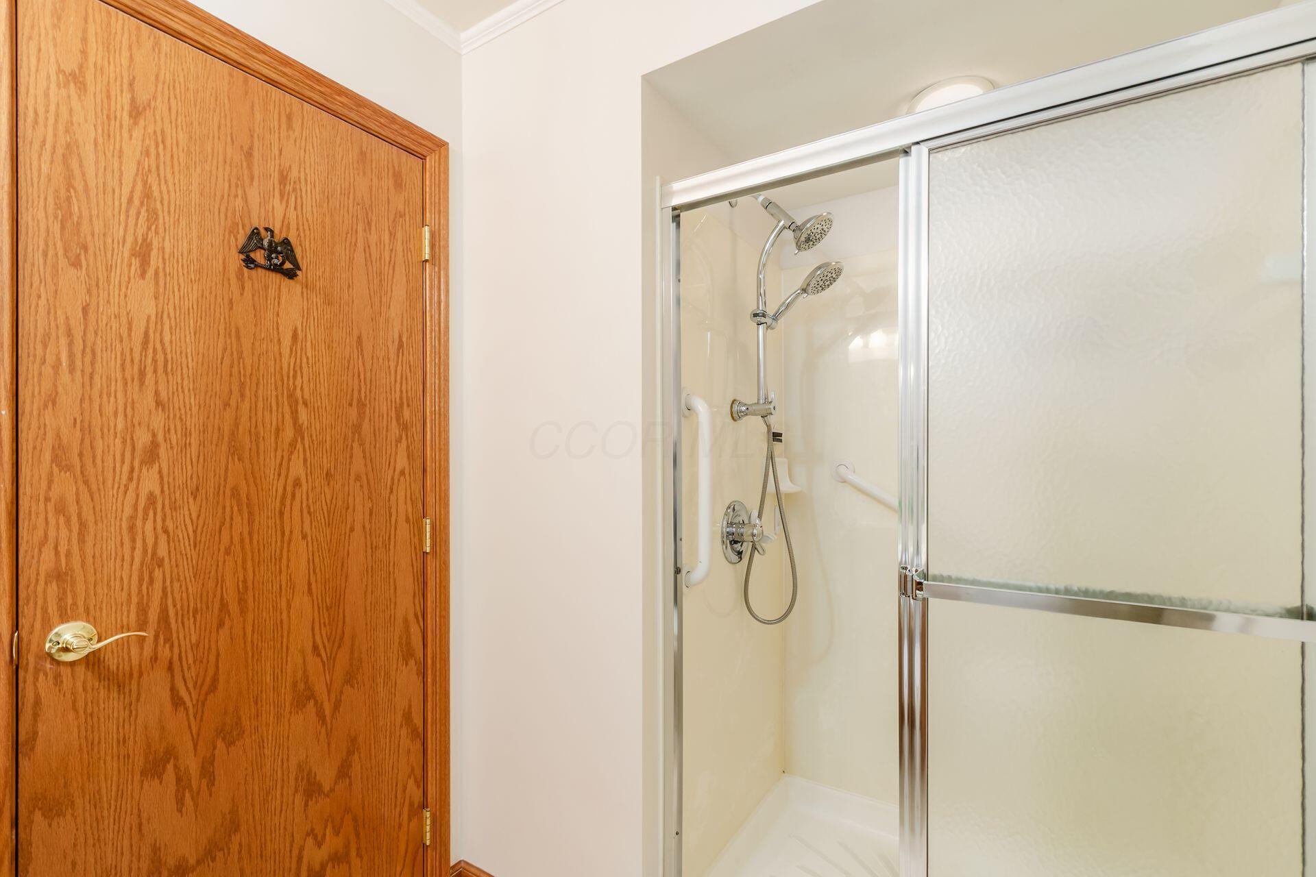 5717 Newgate Road Dublin, OH 43017 - Photo 24 of 33 027_te Rd Dublin OH 43017 USA