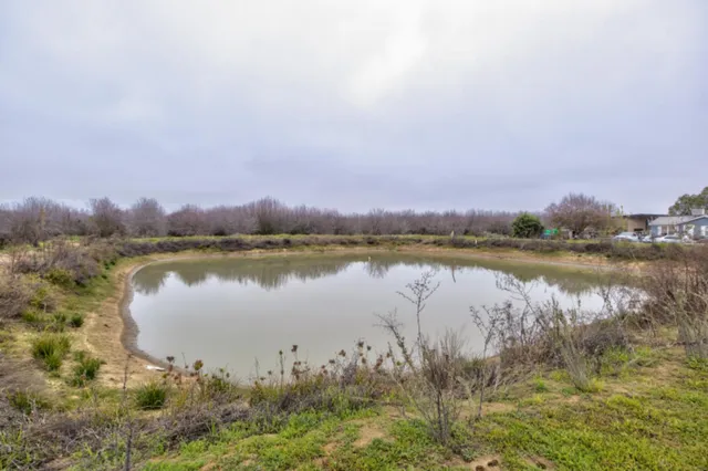 a view of a house with outdoor space
