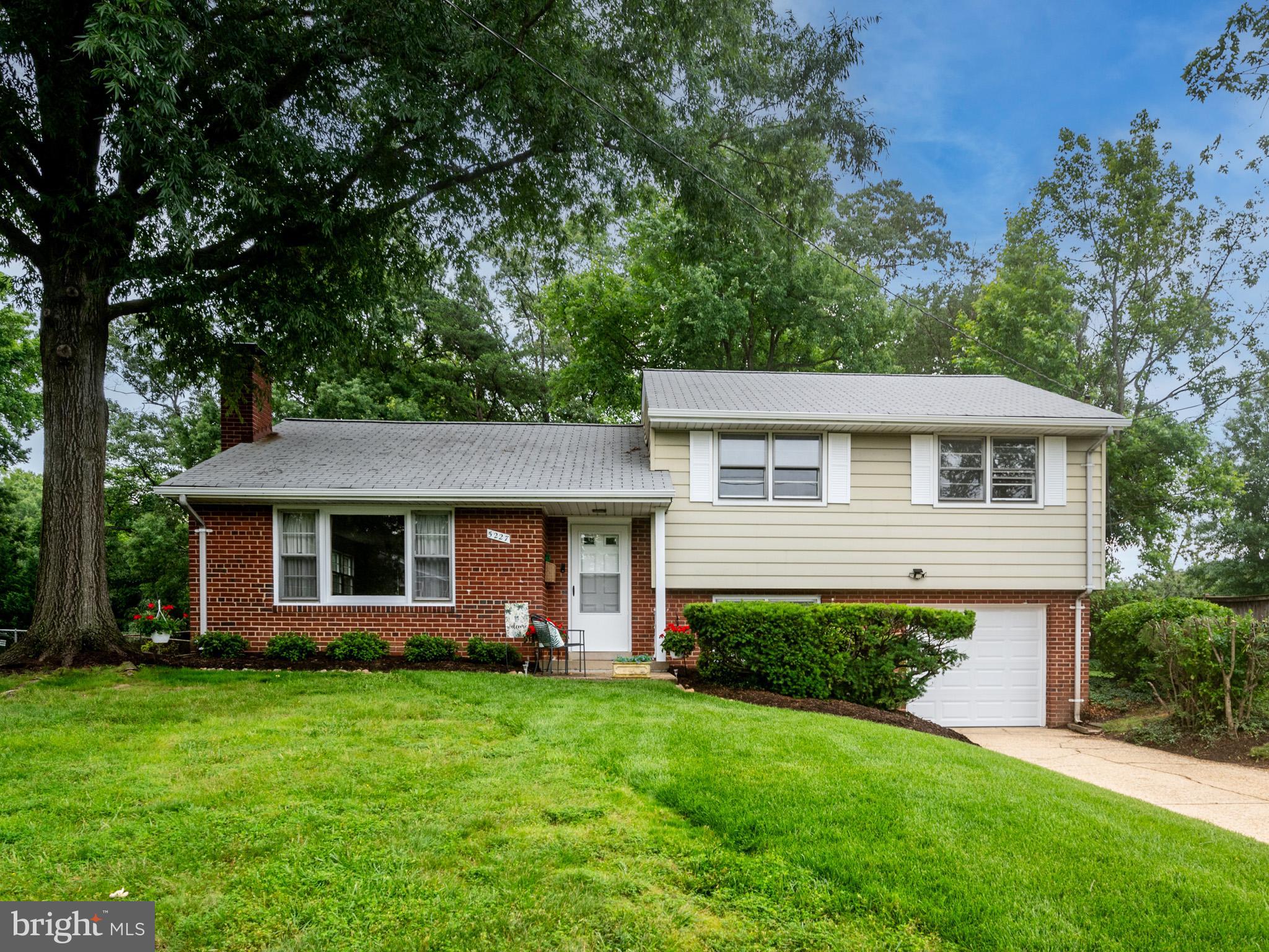 5227 Forman Court Springfield, VA 22151 - Photo 1 of 31 Front View