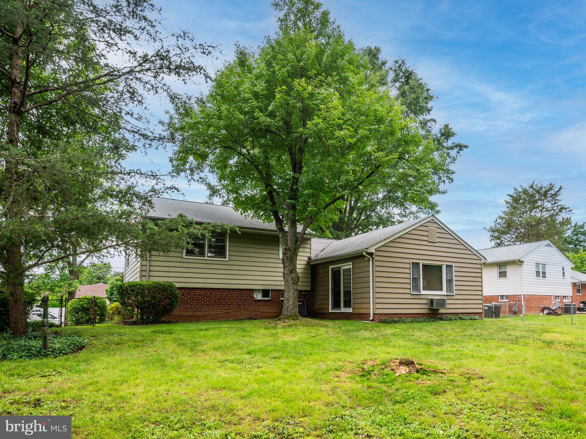 5227 Forman Court Springfield, VA 22151 - Photo 28 of 31 View of house from rear yard
