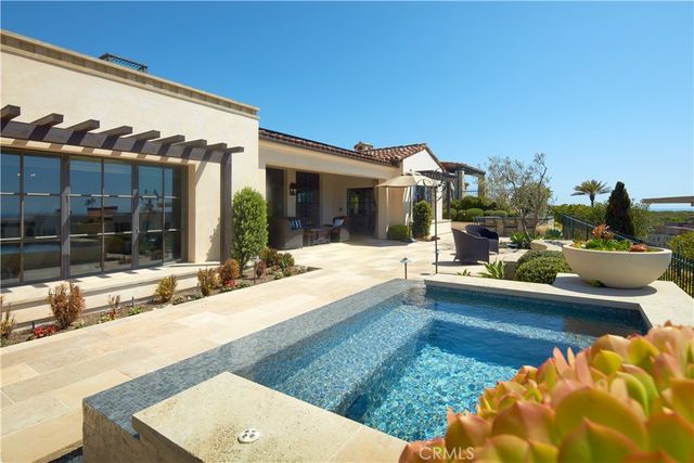 a view of a house with a outdoor space