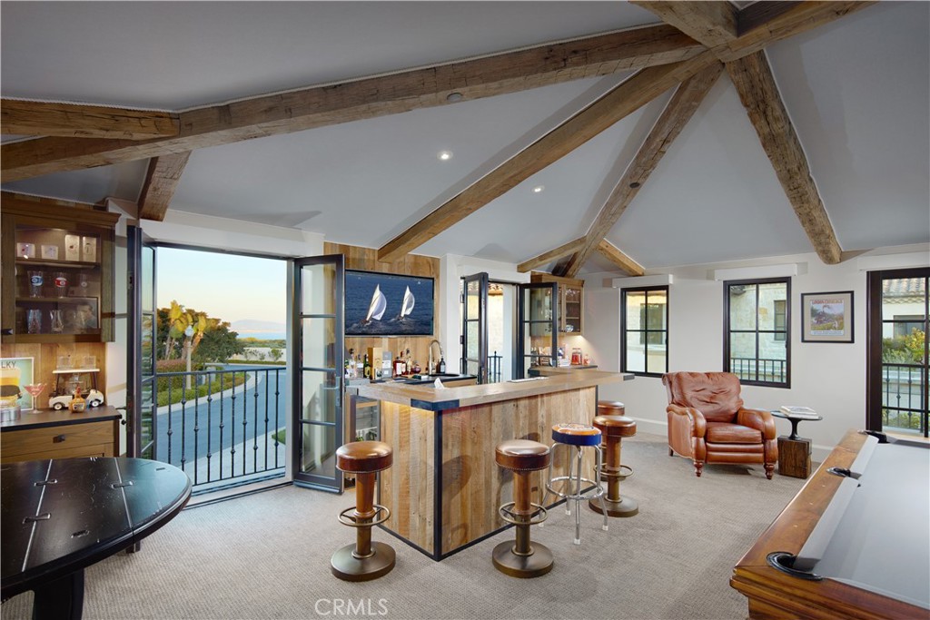 17 Pacific Ridge Place Dana Point, CA 92629 - Photo 43 of 46 a living room with furniture