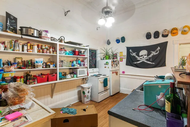 $4,750,000 | 901 Eisenhower Drive, Key West, FL 33040