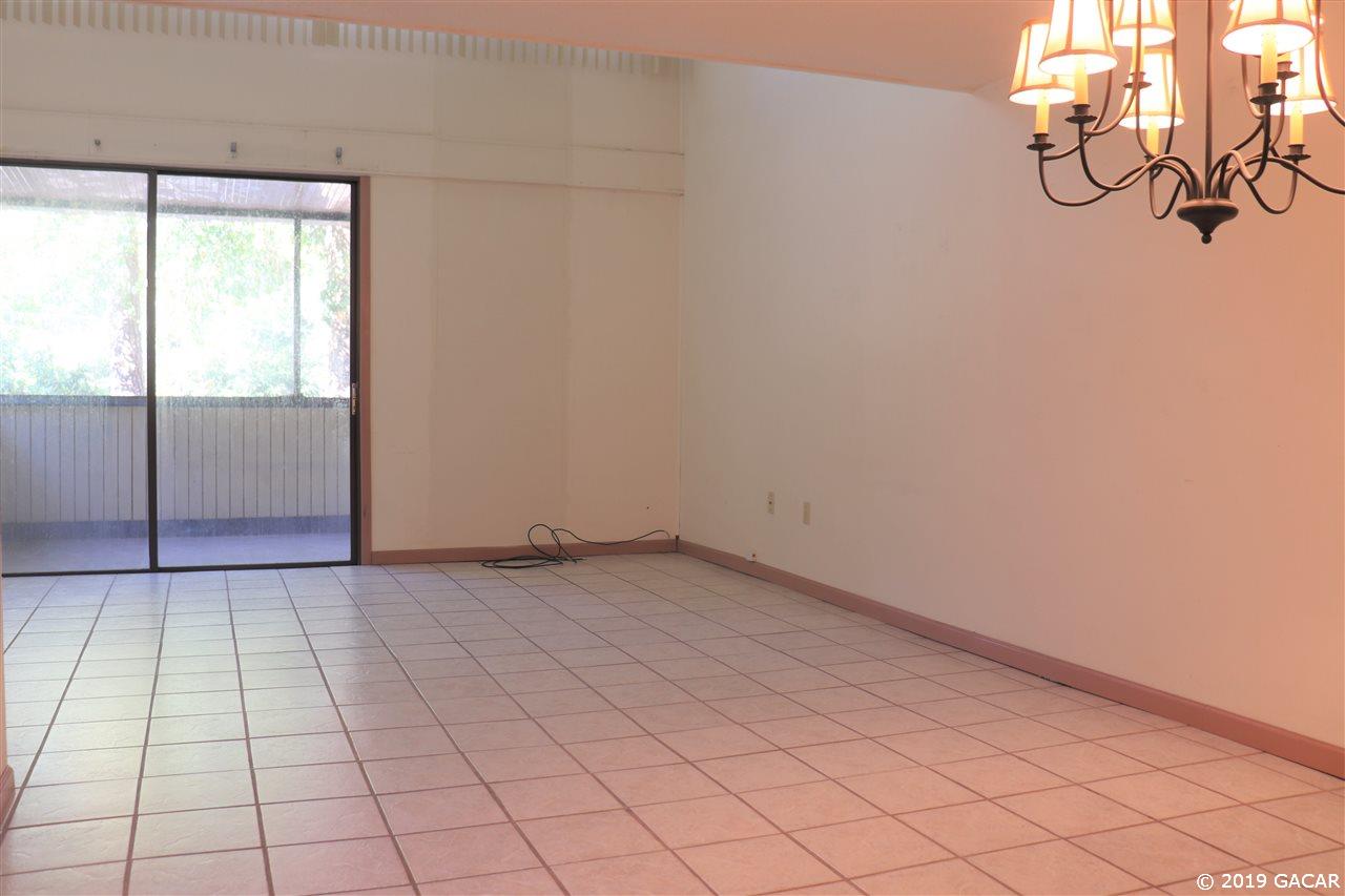 709 Southwest 75th Street, Unit 201 Gainesville, FL 32607 - Photo 4 of 15