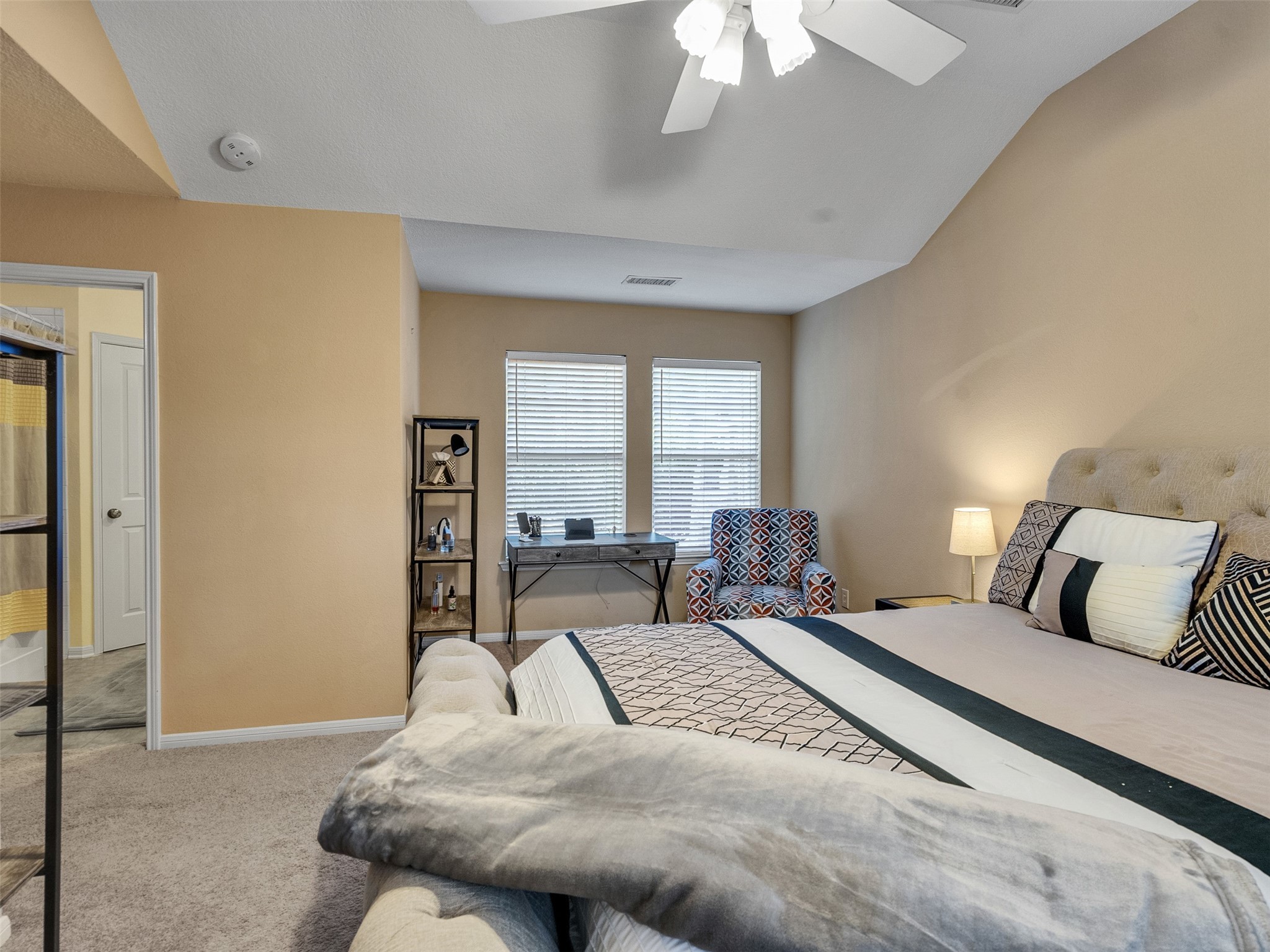 83 Scarlet Woods Court, Unit 83 The Woodlands, TX 77380 - Photo 19 of 34 If you need a quiet place to relax, this sitting area is perfect.