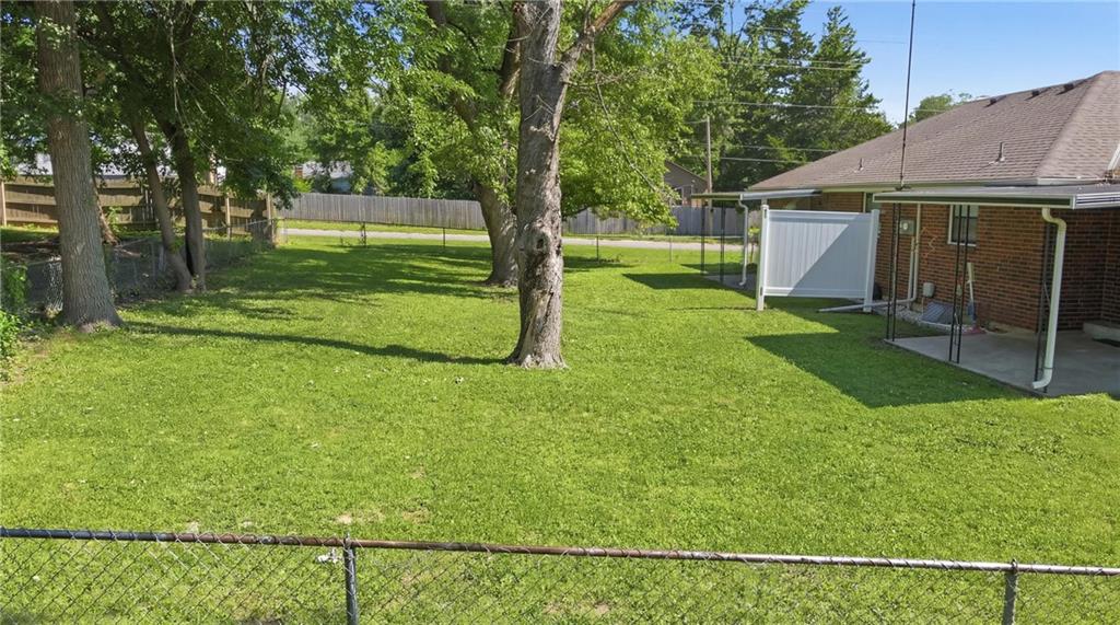 5900 Westridge Road Raytown, MO 64133 - Photo 23 of 26