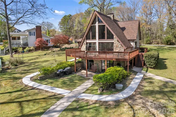 $675,000 | 2912 Waterside Drive, Shelby, NC 28150