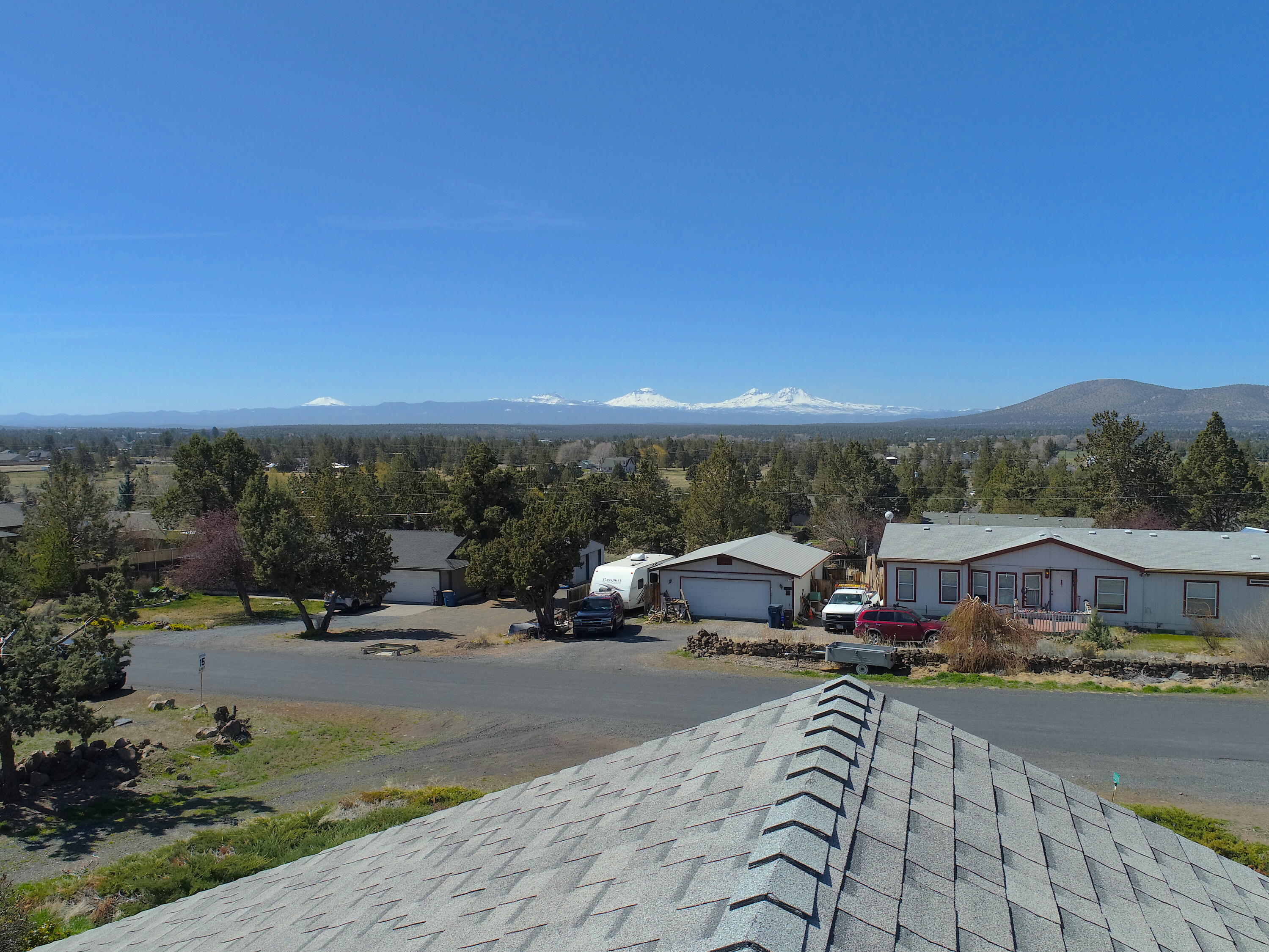3024 Southwest 46th Street Redmond, OR 97756 - Photo 3 of 17 MLS3