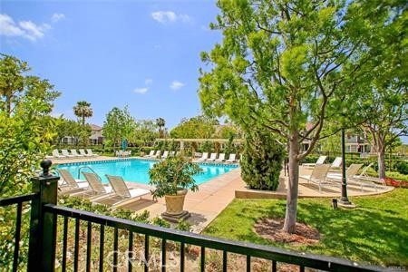 14 Valmont Way Ladera Ranch, CA 92694 - Photo 12 of 26 Guest bathroom