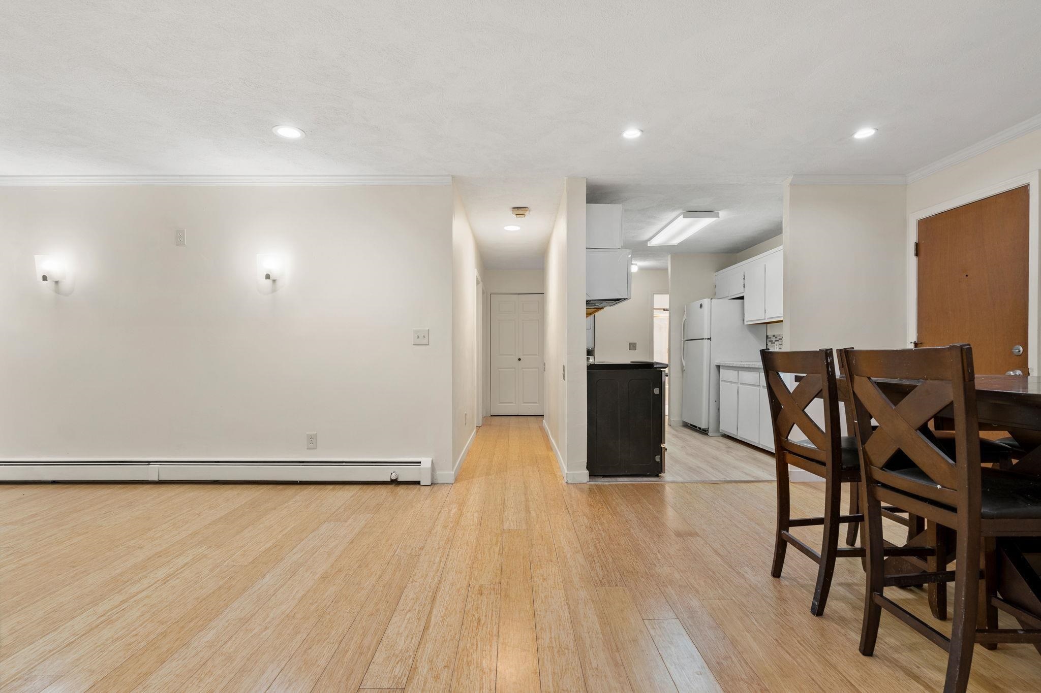 310 Brook Village Road, Unit 41 Nashua, NH 03062 - Photo 11 of 21