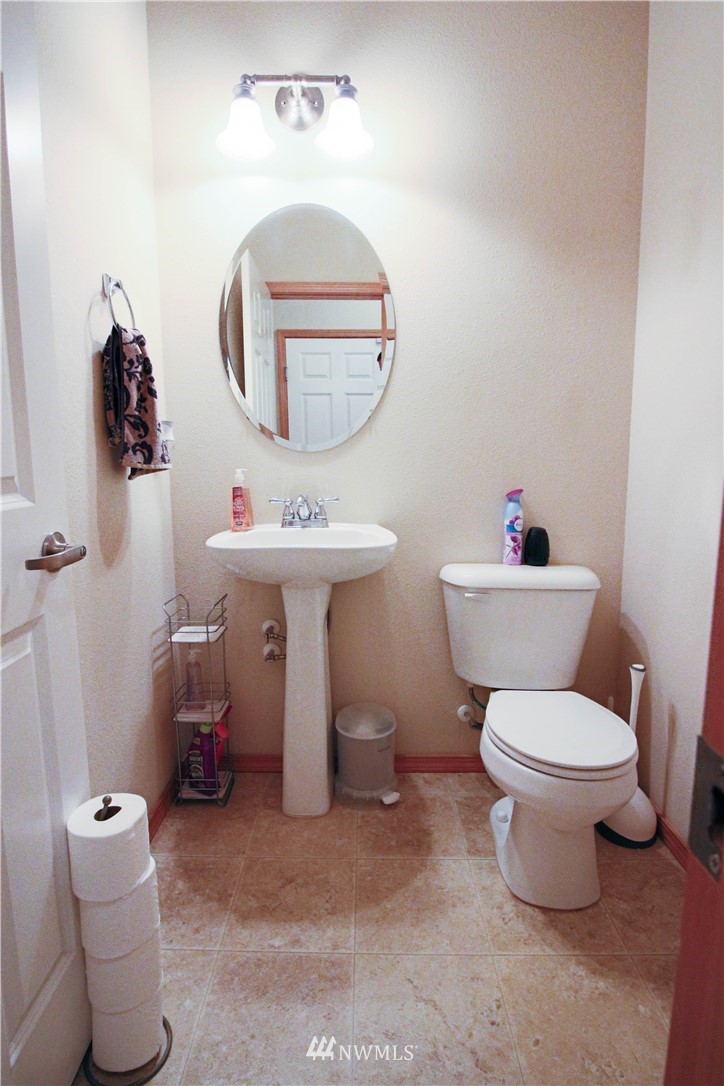 7369 Radius Loop Southeast Lacey, WA 98513 - Photo 11 of 20 Gallery Image 11