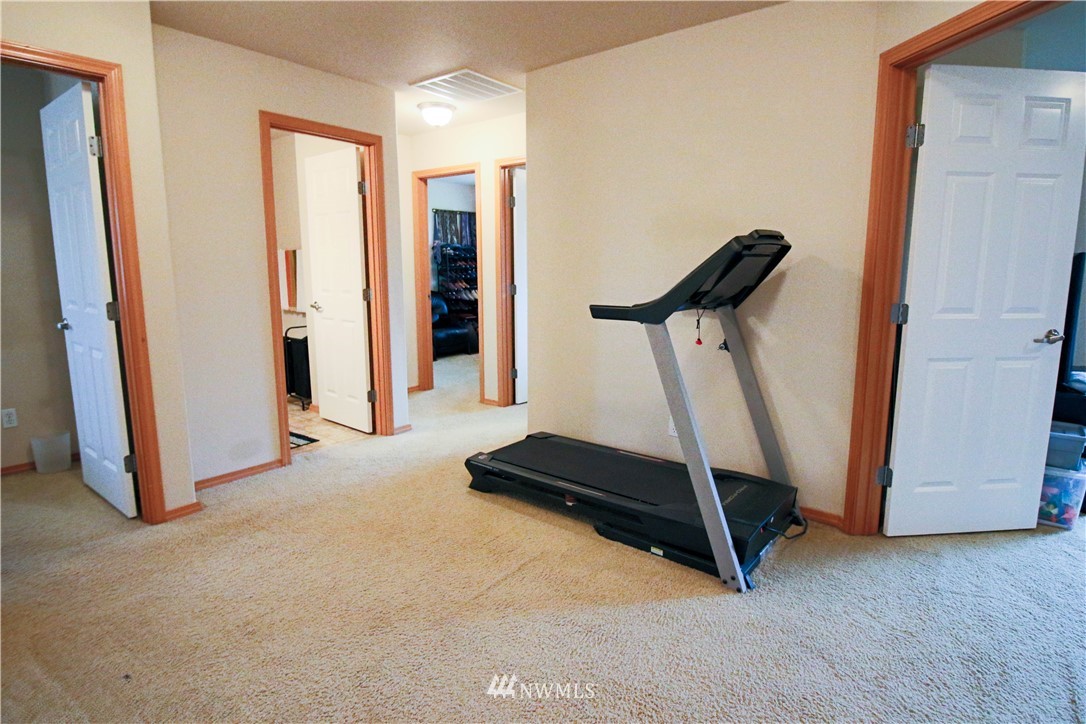 7369 Radius Loop Southeast Lacey, WA 98513 - Photo 15 of 20 Gallery Image 15