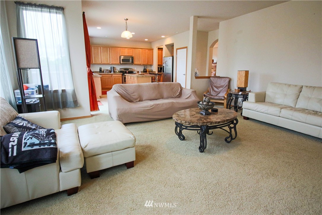 7369 Radius Loop Southeast Lacey, WA 98513 - Photo 3 of 20 Gallery Image 3