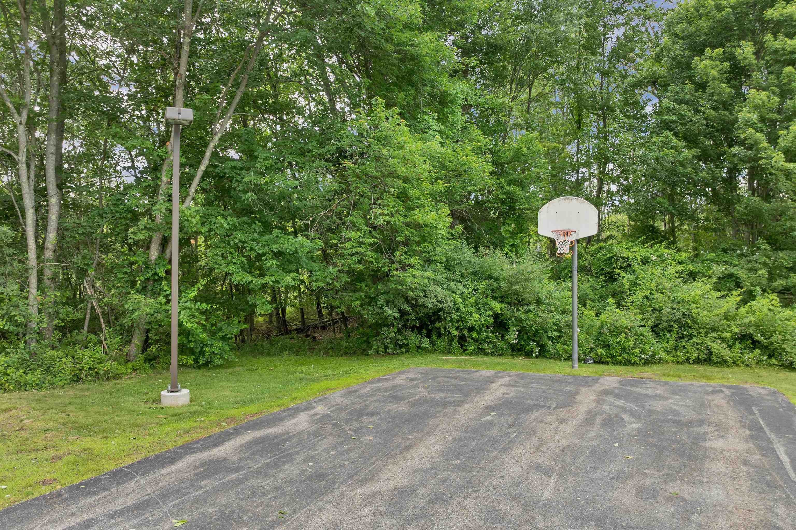 65 Woodland Green, Unit 65 Rochester, NH 03868 - Photo 46 of 49