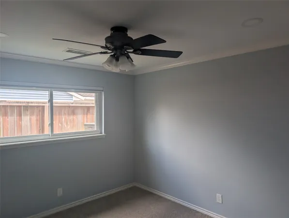 $2,695 | 4034 Shady Springs Drive, Seabrook, TX 77586