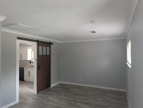 $2,695 | 4034 Shady Springs Drive, Seabrook, TX 77586