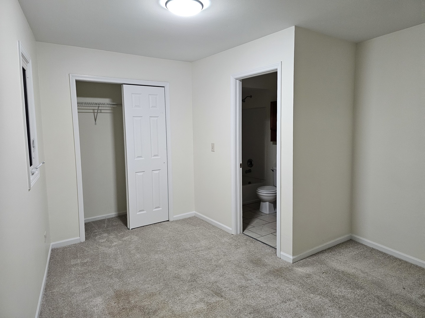 833 Village Quarter Road, Unit G5 West Dundee, IL 60118 - Photo 16 of 25