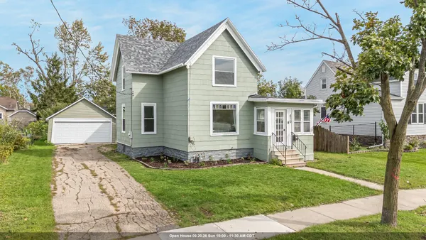 $265,000 | 410 Naymut Street, Menasha, WI 54952