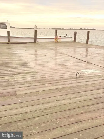 a view of a water heater