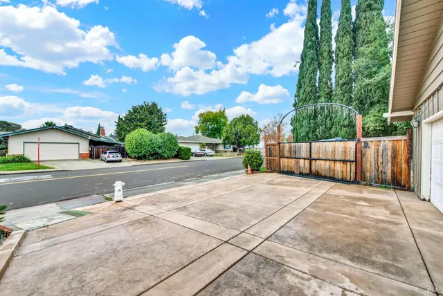 $699,000 | 2630 Owens Street, Fairfield, CA 94534