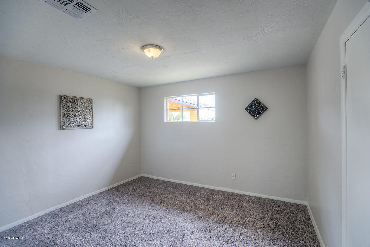 3347 East Granada Road Phoenix, AZ 85008 - Photo 17 of 25 granada_18