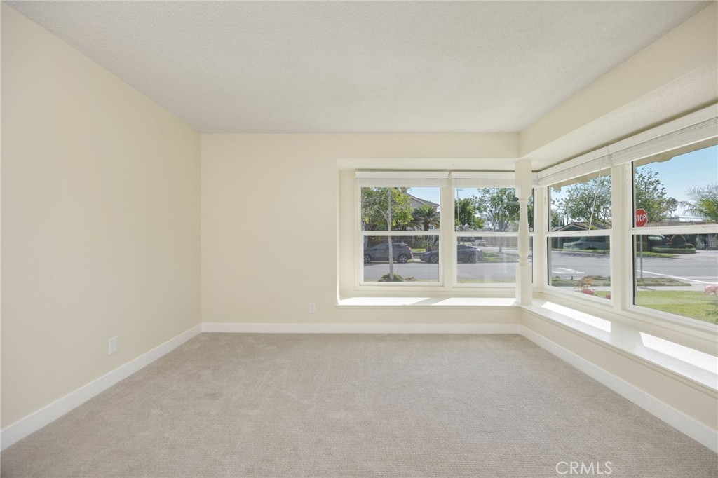 11305 Loch Lomond Road Los Alamitos, CA 90720 - Photo 13 of 30